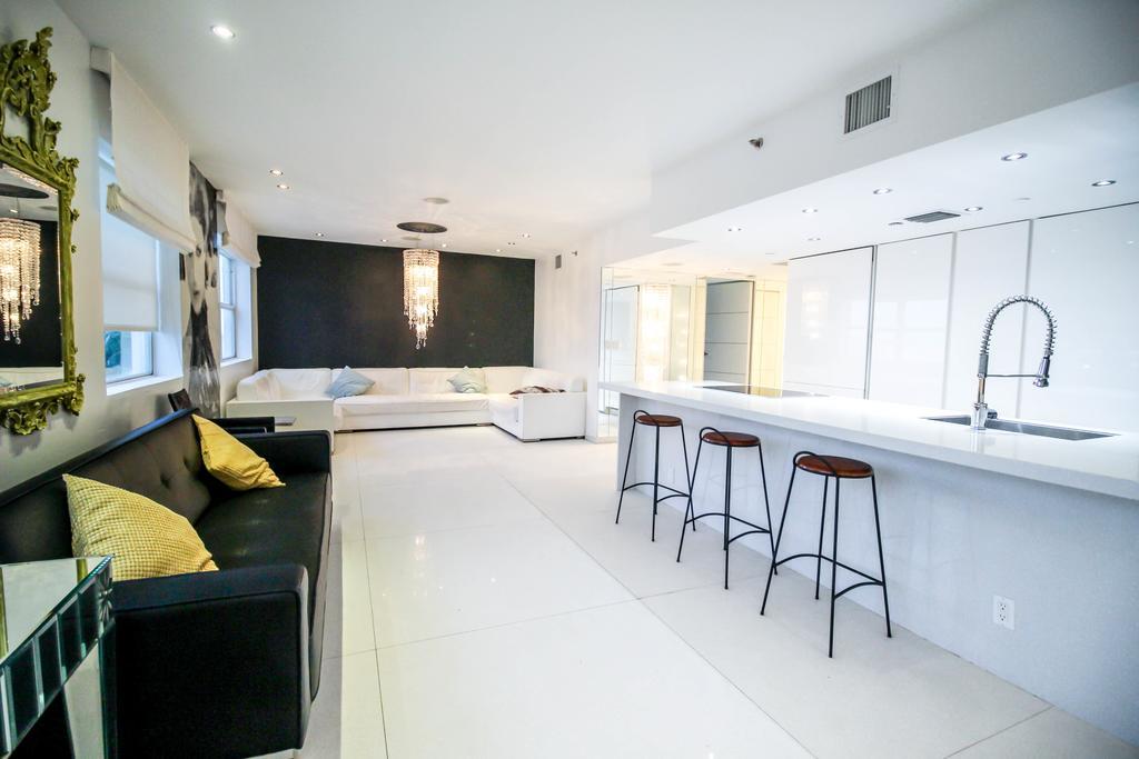 Casa Grande Suites On Ocean Drive Miami Beach Room photo